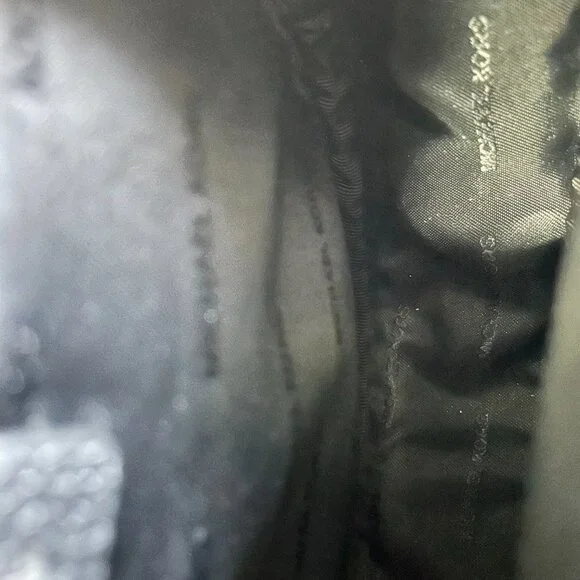 Michael Kors Pebble Leather Circle Canteen Crossbody - Picture 5 of 7